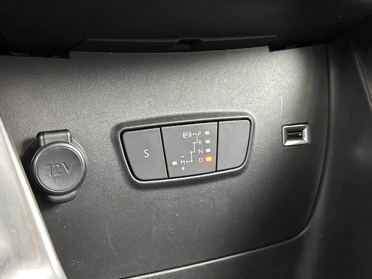 Citroën C3 Aircross puretech 130 s&s eat6 shine pack — photo 28