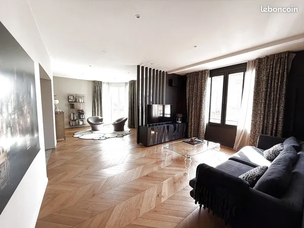 Appartement 4 pièces 130 m²