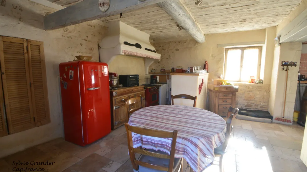 Photo 4