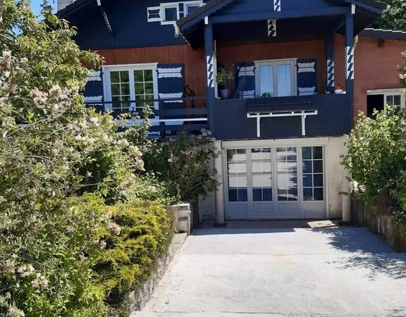 Maison 6 pièces 165 m²