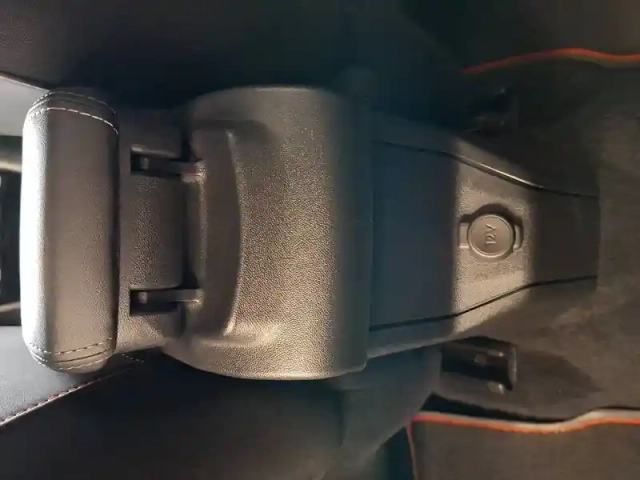 Peugeot 2008 bluehdi 120ch s&amp;s eat6 — photo 28