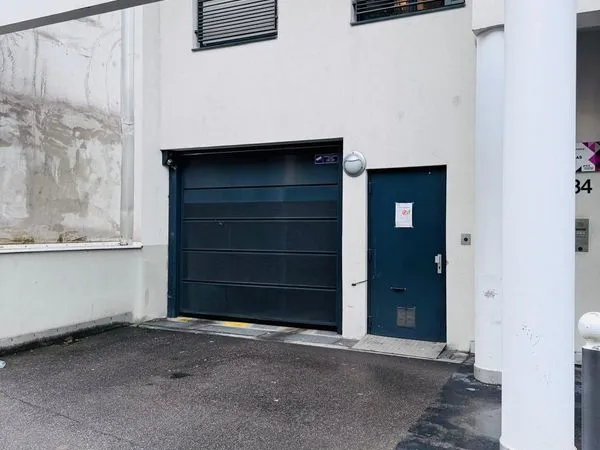 Vente garage sécurisé Villeurbanne - Gratte-Ciel