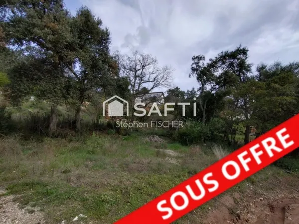 Terrain de 1200M2 Constructible