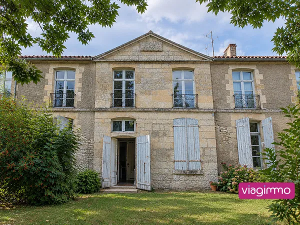 Maison Luçon 10 pièce(s) 480 m2