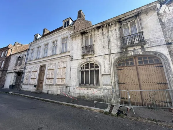Maison 7 pièces 275 m²