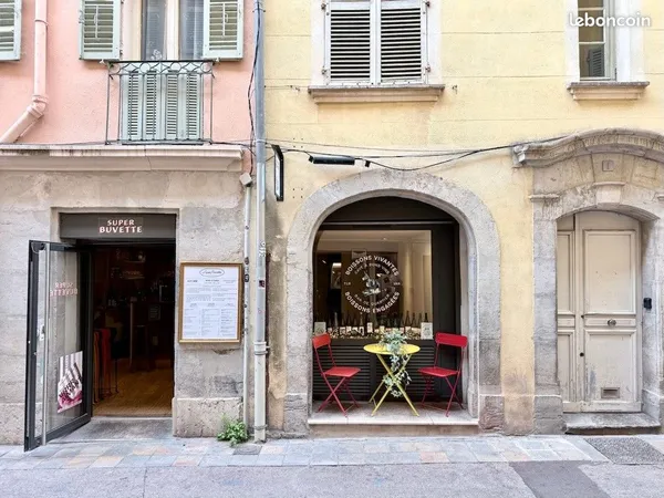 à saisir — opportunité en centre-ville de toulon