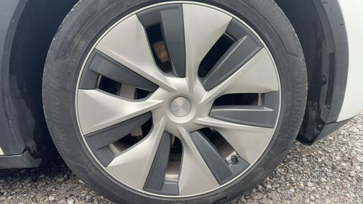 Tesla Model Y 295 - Rwd – 2023 – 47878 km – Électrique – Boîte Automatique — photo 12