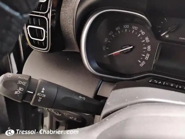 Citroën C3 Aircross bluehdi 120 s&amp;s eat6 shine pack — photo 27