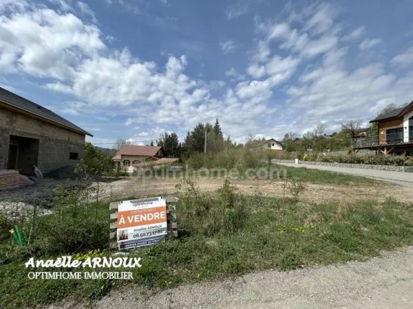 Terrain 538 m²