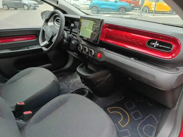 Renault Twingo e-tech electrique 80 ch autonomie urbaine — photo 14