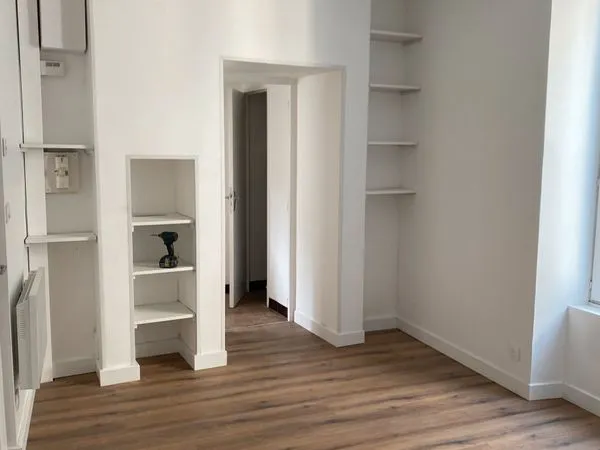 Location appartement 1 pièces de 26m2,Centre de Bourges