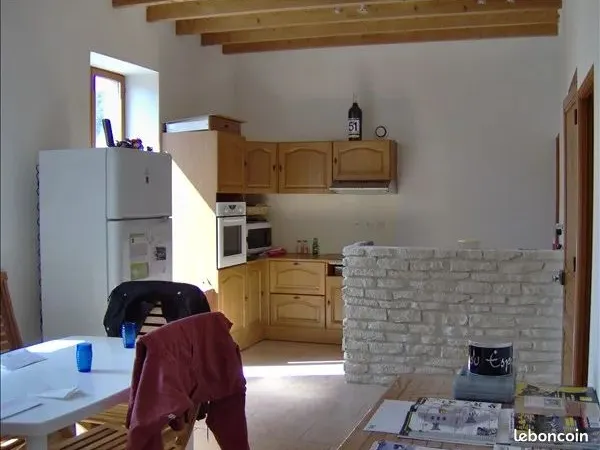 🏡 Maison de village 110 m² + terrasse + grand sous-sol - Valsonne (69170), proche Tarare