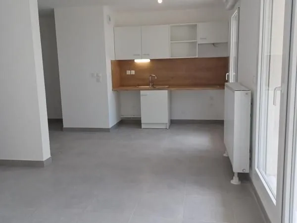 Studio 1 pièce 27 m²