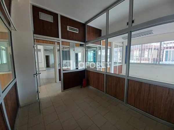 Bureaux 7 pièces 150 m²