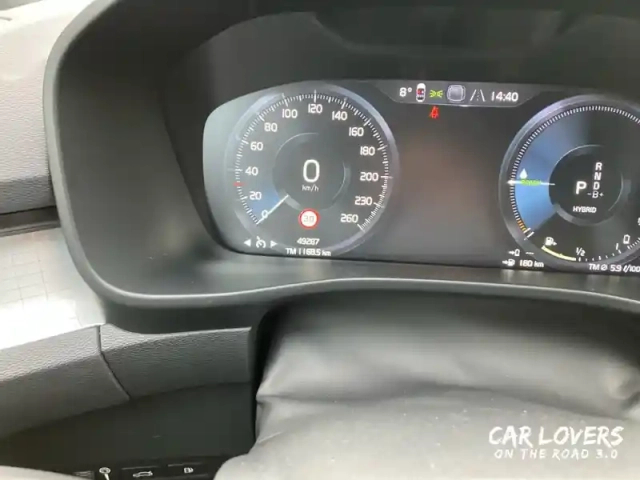 Volvo Xc40 t4 recharge 129+82 ch dct7 — photo 22