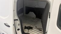 Peugeot Partner Standard 1000kg BlueHDi 100ch S&S BVM5 Grip — photo 13