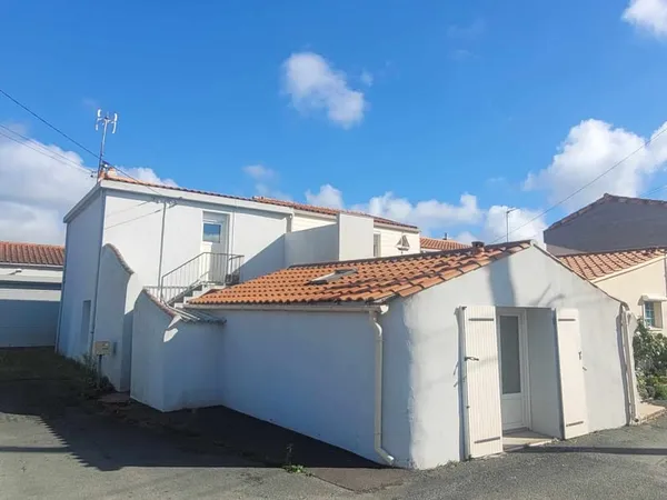 Maison à potentiel intérieur bd du Vendée Globe