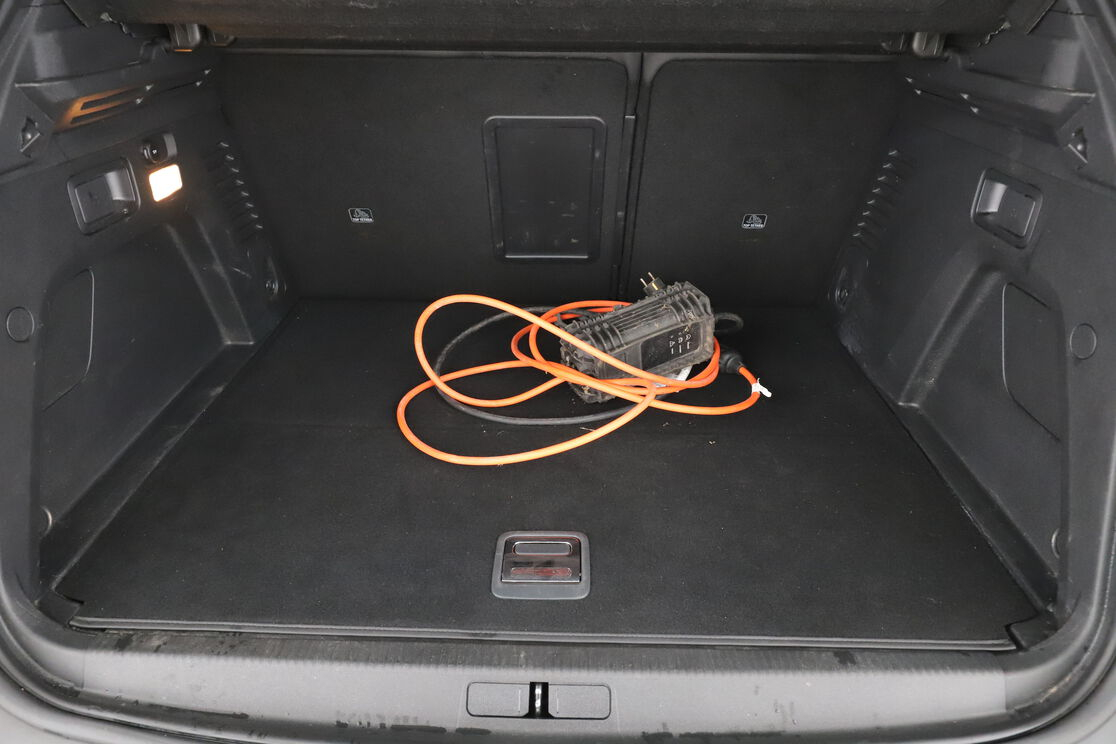 Peugeot 3008 1.6 Hybrid GT e-EAT8 — photo 16