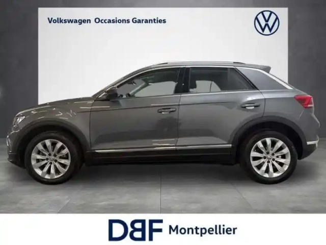 Volkswagen T-Roc 1.5 tsi 150 evo start/stop dsg7 carat — photo 2