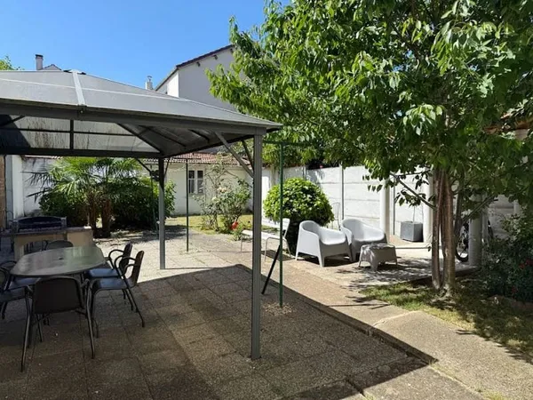 Chambre 1 pièce 12 m²