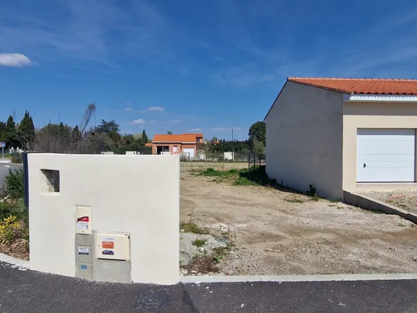 Terrain 307 m²