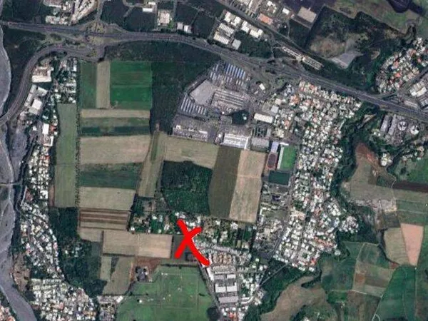 Terrain 1972 m²