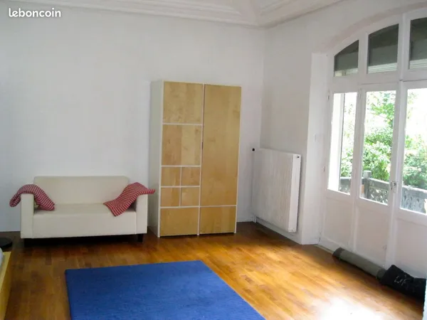 Beau F1 meublé duplex 40m2 Fac de lettres