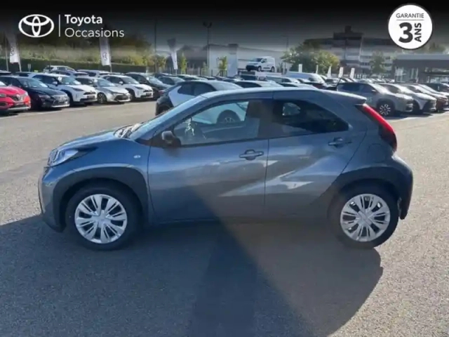 Toyota Aygo X 1.0 vvt-i 72ch dynamic my24 — photo 3