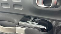 Citroen C3 1.2 PureTech 110ch S&S Shine Business 124g — photo 16