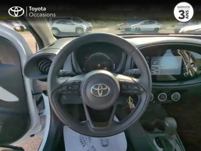 Toyota Aygo X 1.0 vvt-i 72ch dynamic s-cvt my23 — photo 9