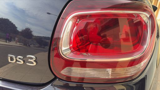 DS DS3 Cabriolet 1.2 PureTech 110 EAT6 - Ines De La Fressange – 2017 – 56442 km – Essence – Boîte Automatique — photo 3