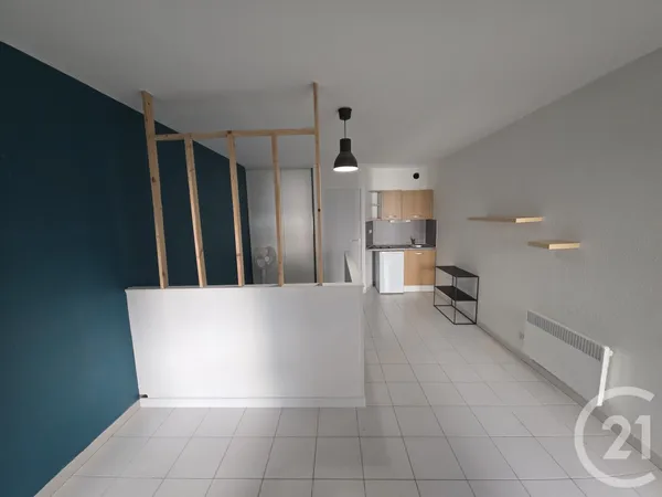Studio 1 pièce 25 m²