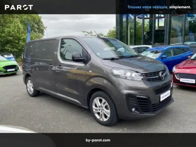 Opel Vivaro fourgon fg l2 standard 2.0 d 180ch pack business bva8 — photo 12