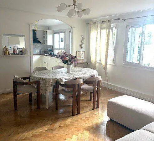 Appartement 4 pièces 77 m²