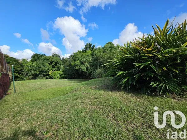 Terrain 1061 m²