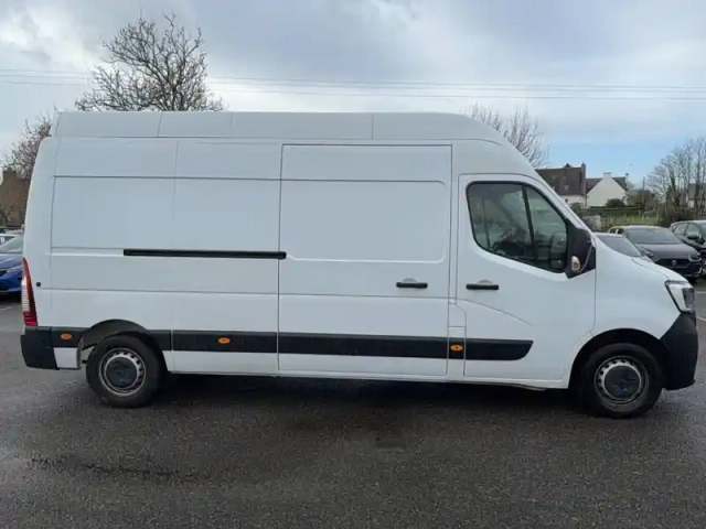 Renault Master fgn trac f3500 l3h3 blue dci 135 — photo 26
