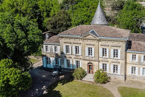 Château 10 pièces 391 m²