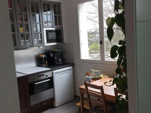 JOLIE APPARTEMENT T3 à 10 min de Tours Centre