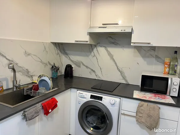 Chambre meuble privé avec frigo