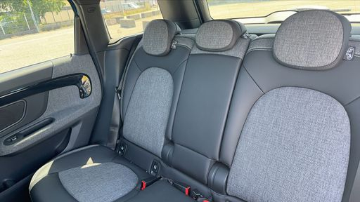 Mini Countryman 1.5 i 220 Plug in Hybrid ALL4 Steptronic6 - Northwood – 2020 – 50000 km – Hybride rechargeable – Boîte Automatique — photo 36