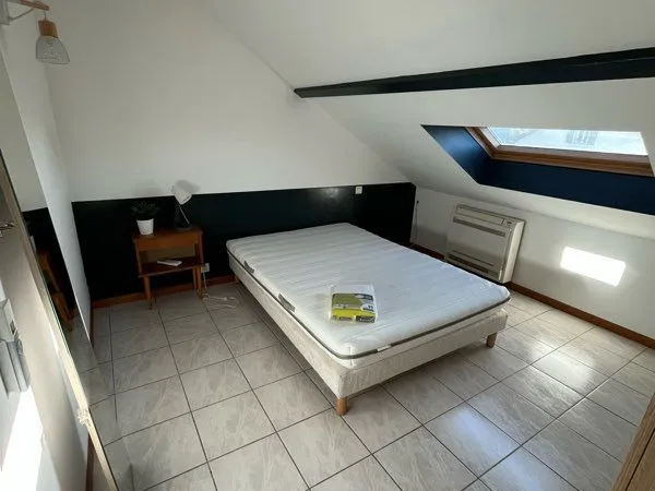 Chambre avec SDB au mois