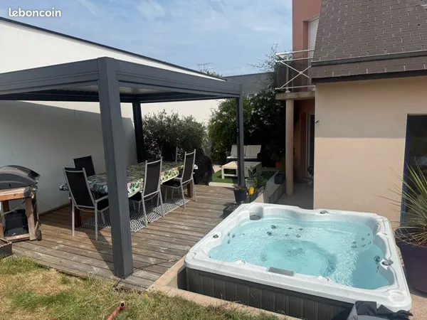 LANGUEUX - Maison familiale 116 m2-4 à 5 chambres selon aménagement- Jardin plein sud- Spa&pergola