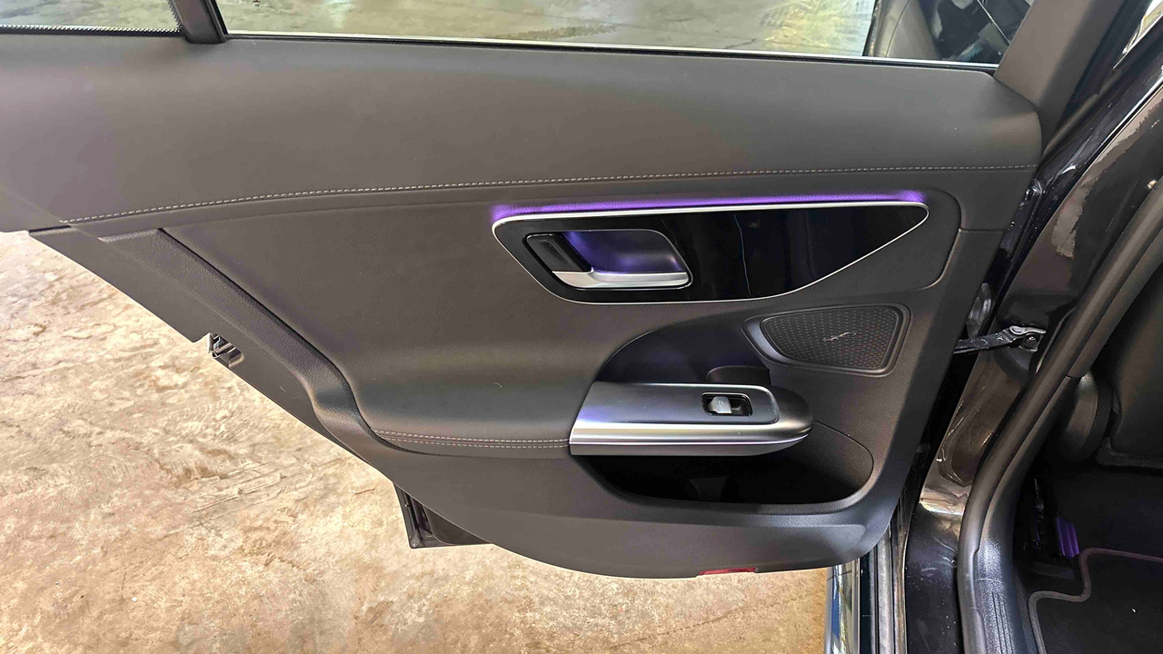 Mercedes Classe C 300 e 9G-Tronic e-Hybrid EQ — photo 23