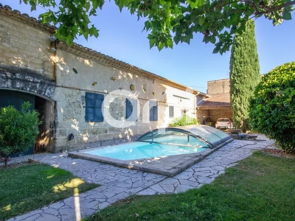 Maison 6 pièces 203 m²