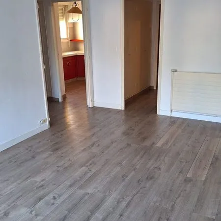 Particulier loue T2 centre Albi, quartier Rochegude