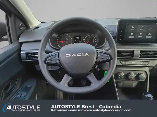 Dacia Sandero 1.0 sce 65ch essential — photo 10