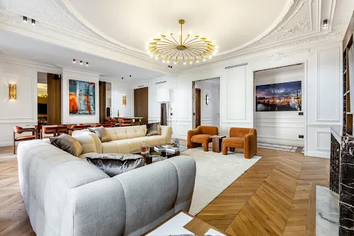 Appartement 7 pièces 180 m²