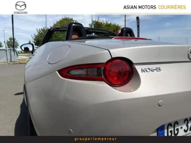 Mazda Mx-5 1.5 skyactiv-g 132ch sélection 2022 — photo 7