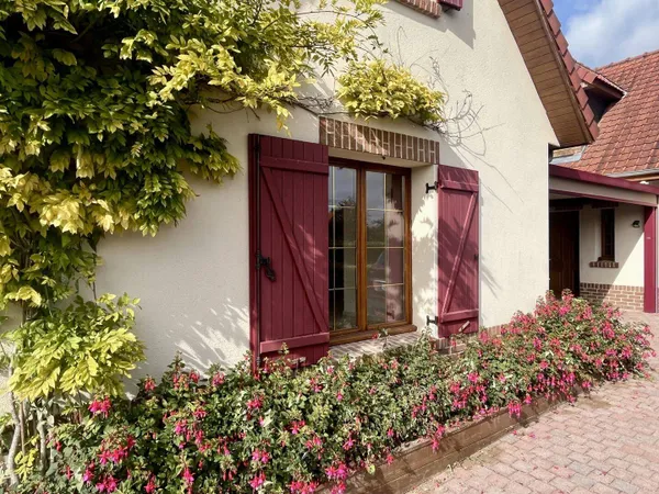 Maison 8 pièces 274 m²