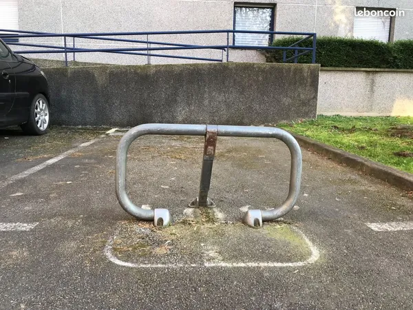 Parking secteur Tertiales face à la gendarmerie